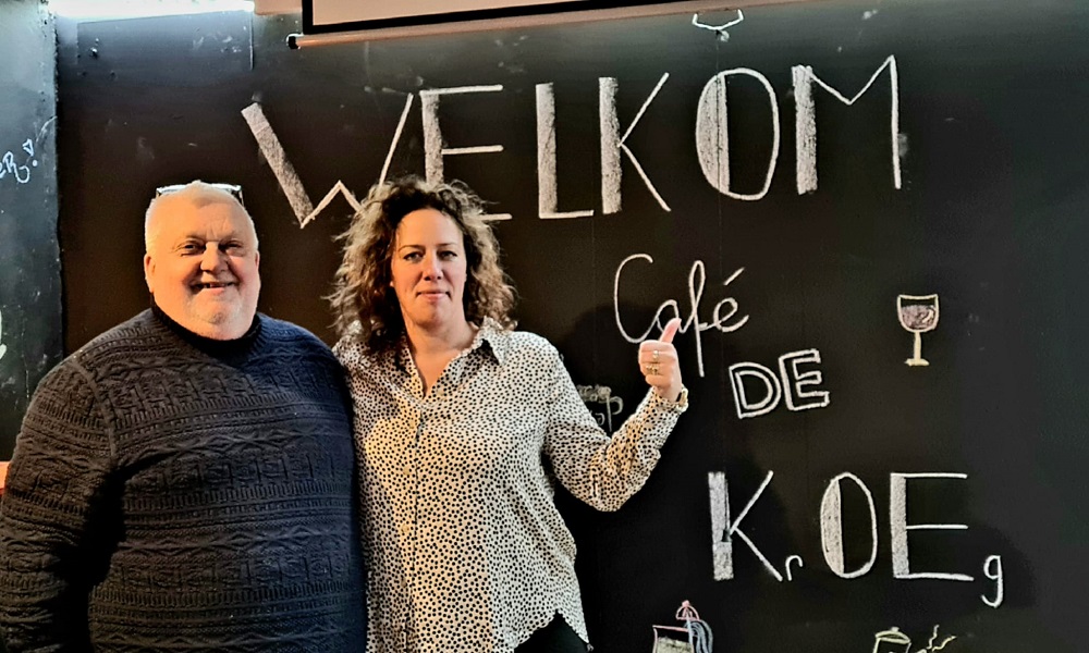 Café de Kroeg op de Hoogstraat is open