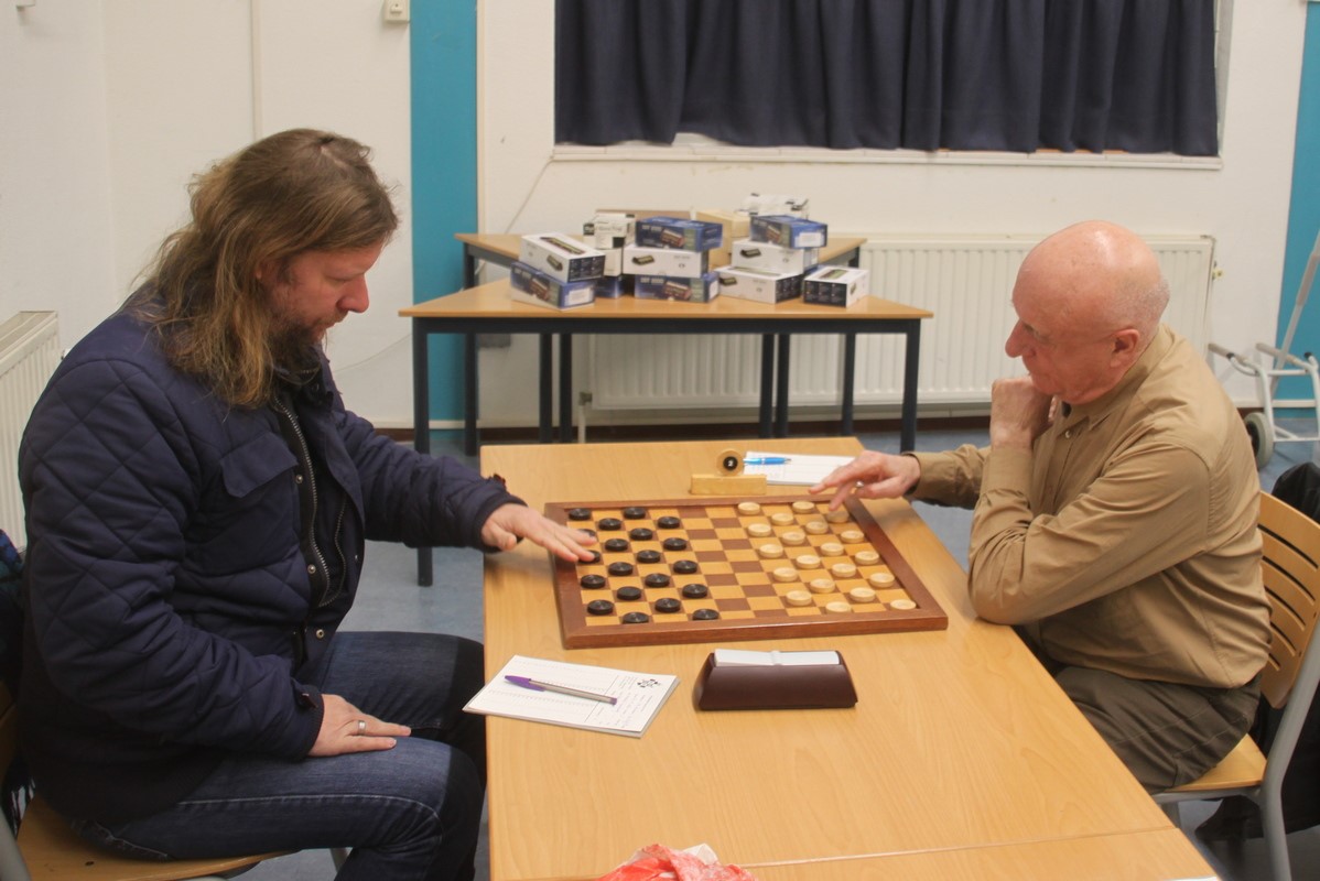 Gantwarg mist winst én trein; 1e van Van Stigt Thans nu alleen op kop