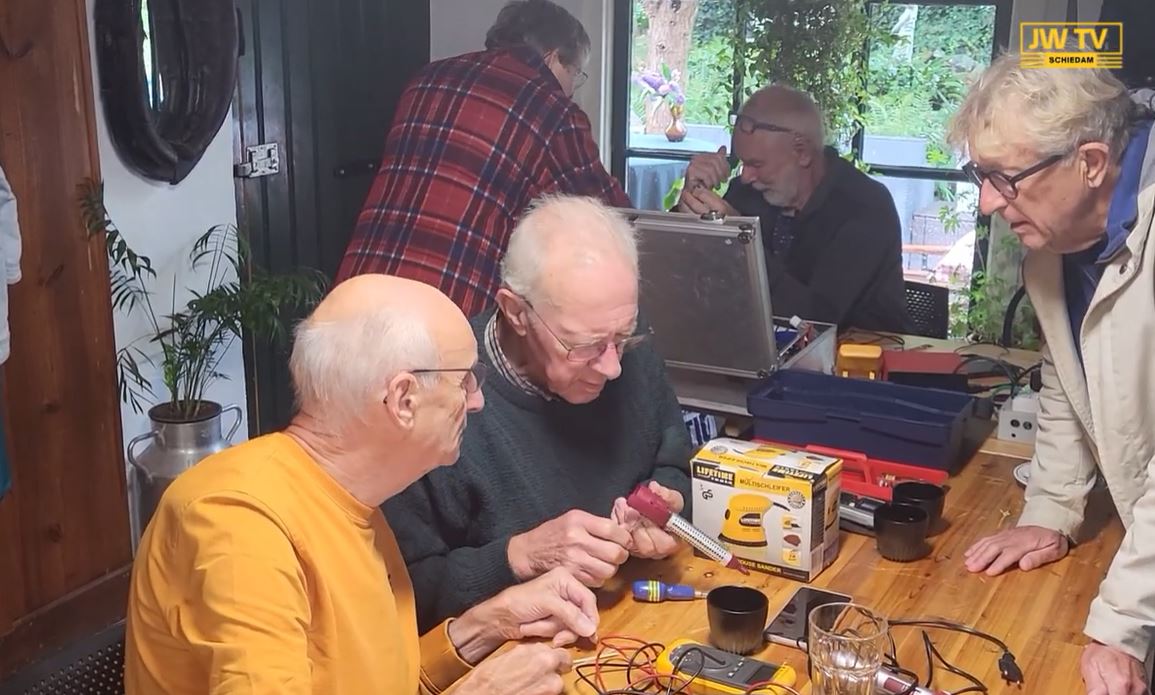 Duurzaamheidsmarkt in De Groene Raat; JW keek er binnen