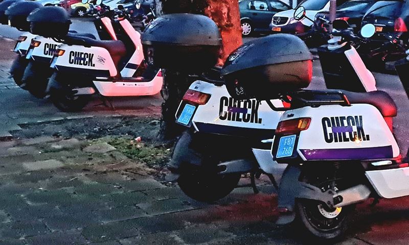 Check is een extra aanbieder van deelscooters in Schiedam