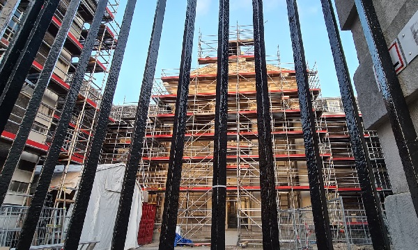 Verdere vertraging gemeentelijke renovatie Sint Jacobsgasthuis