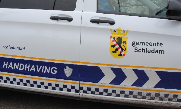 Supermarkt gesloten na geweld tegen handhavers