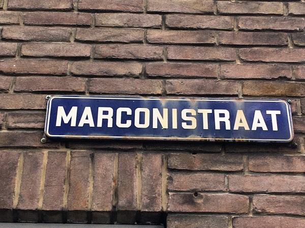 Illegaal bordeel aan Marconistraat gesloten