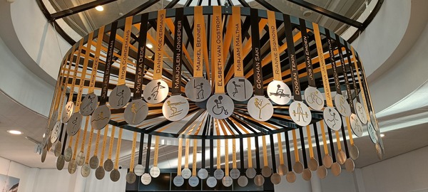 Medailles voor drie sporters worden toegevoegd