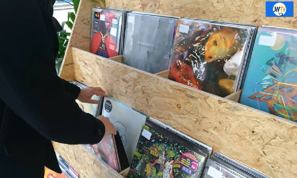 Platenzaak 'Nooit Gewoon' verkoopt nieuw vinyl