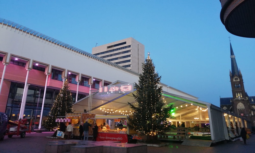 Er komt dit jaar geen kunstijsbaan in Schiedam