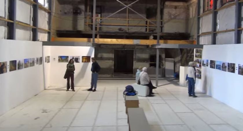 Tip voor vanmiddag: fototentoonstelling én de Monopole bekijken