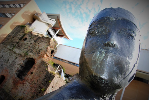 Landelijke boekpresentatie Simone van der Vlugt in Schiedam