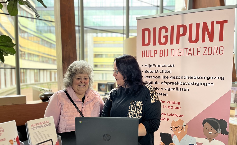 Franciscus opent Digipunten voor patiënten