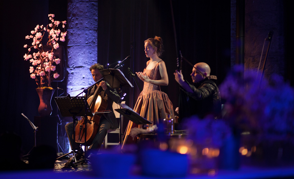 Zefiro Torna vertolkt ‘Somnia’ tussen de ketels