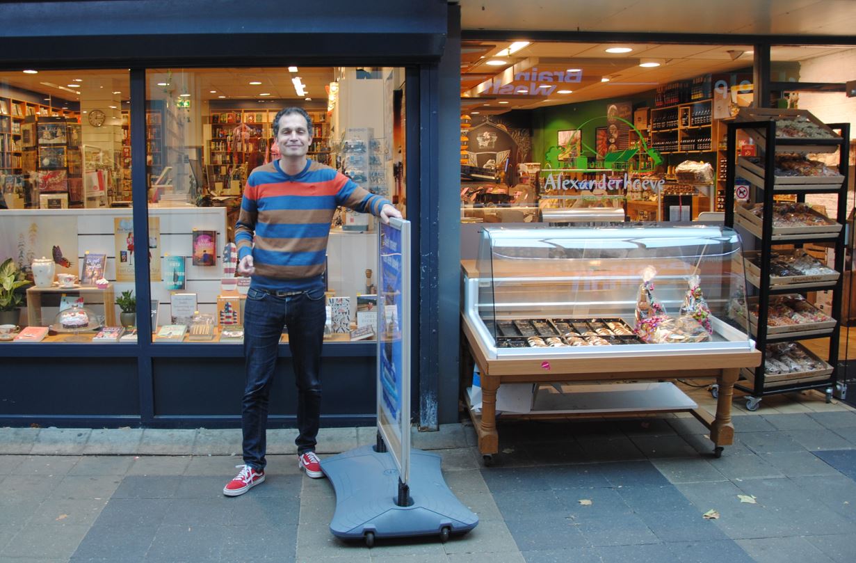 Pop-upwinkel met cadeau-artikelen in Winkelcentrum Spaland