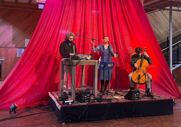 Trio SonCe op Lunchconcert in foyer Theater aan de Schie