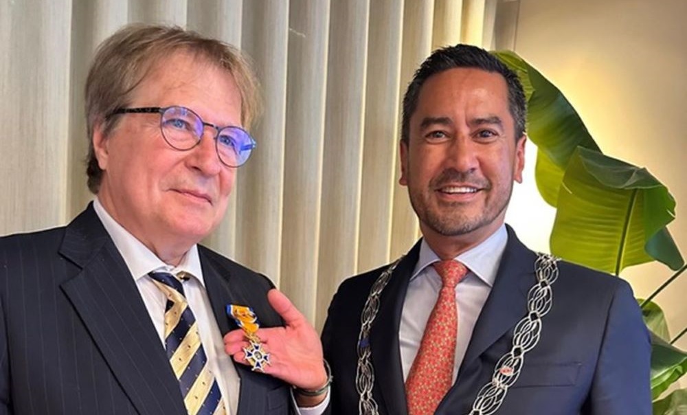 Koninklijke onderscheiding uitgereikt aan Prof. Dr. Martin van Hagen