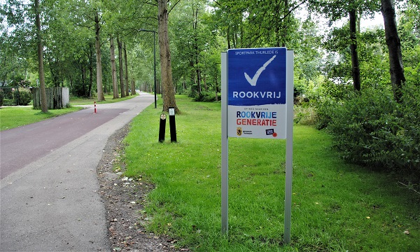 Is geheel Sportpark Thurlede rookvrij? 