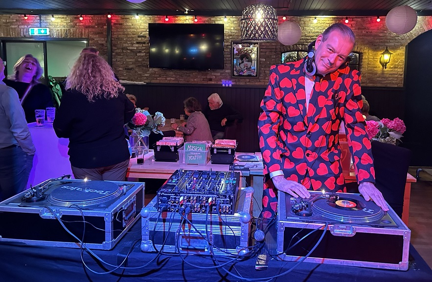 Sunday in the City met livemuziek en DJ