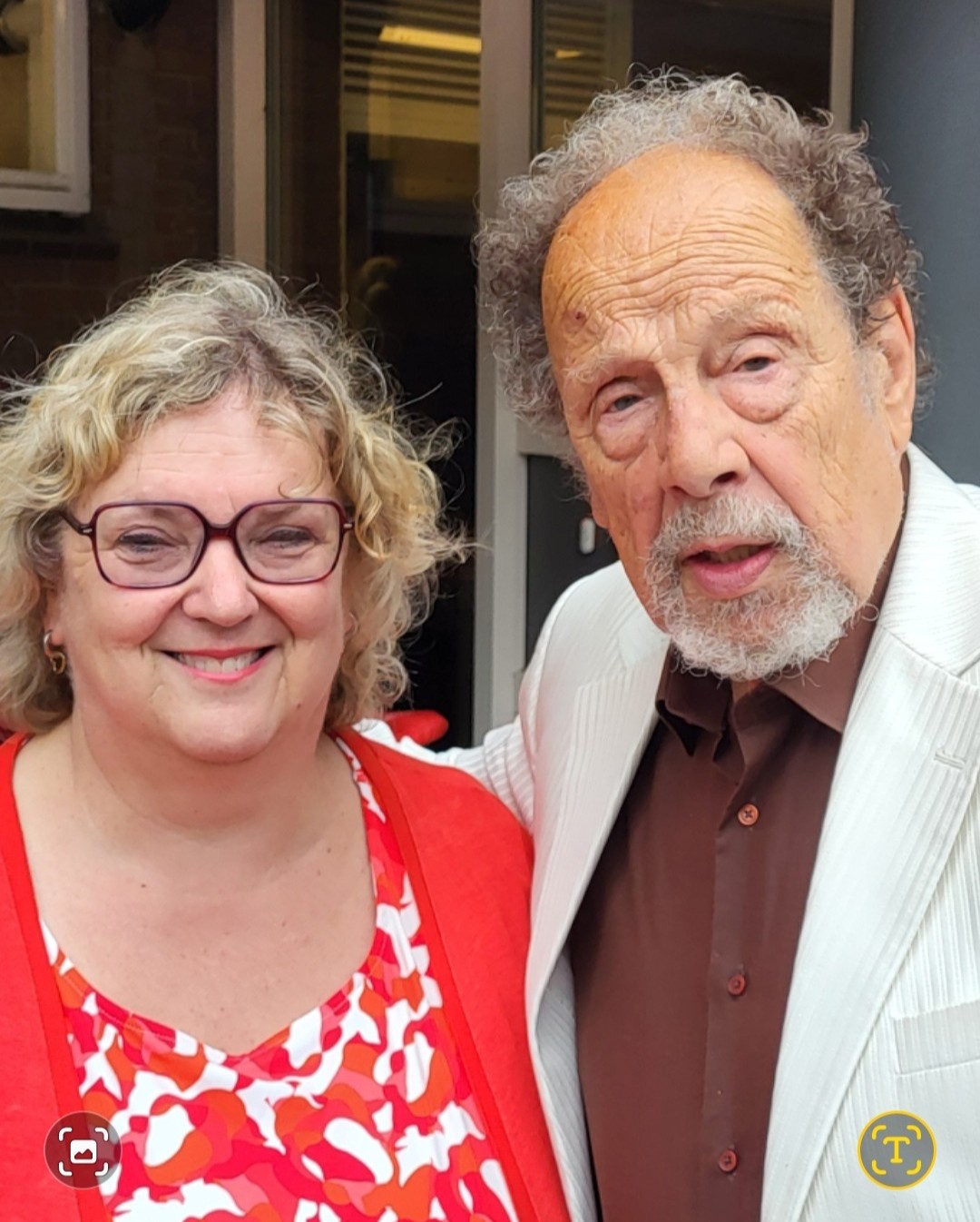 De Brug en Frontier & Friends allebei 10 jaar