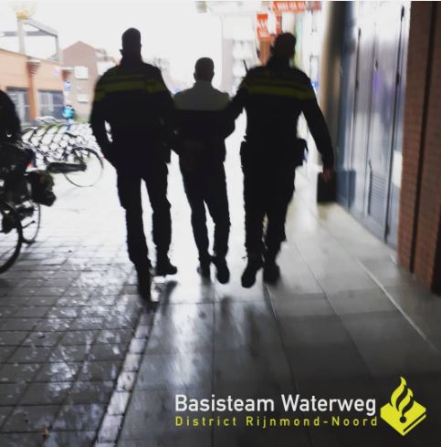 Man aangehouden na het niet dragen van mondkapje in winkel