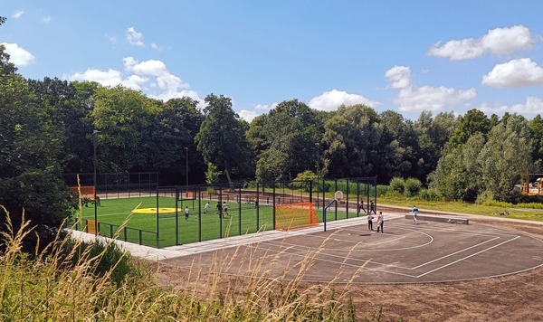 Opening Cruyff Court Schiedam