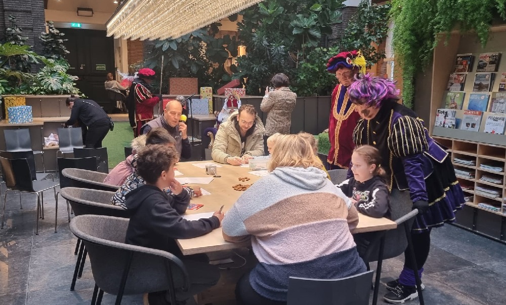 Lekker meezingen met deuntjes op de piano