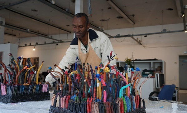 'Duo solo show Garden of Eden' op Hoogstraat