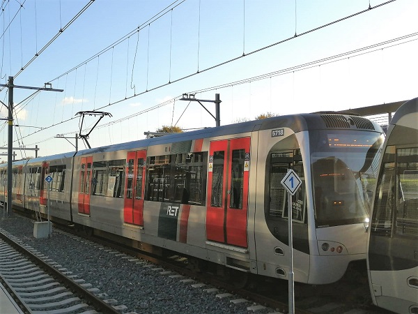 Vanwege storm Eunice zijn de laatste ritten van RET om 10.00 uur vanochtend