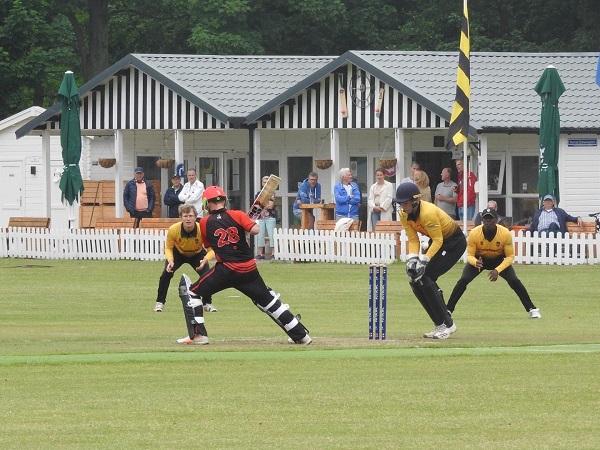 Excelsior'20 was met 249 voor 4 goed op dreef, maar toen kwam de regen