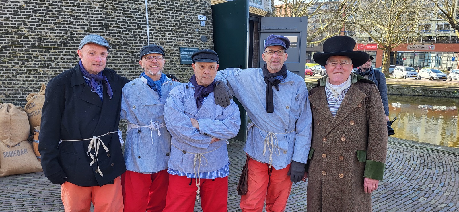 Feestelijke optocht is start van Heel Schiedam Bakt