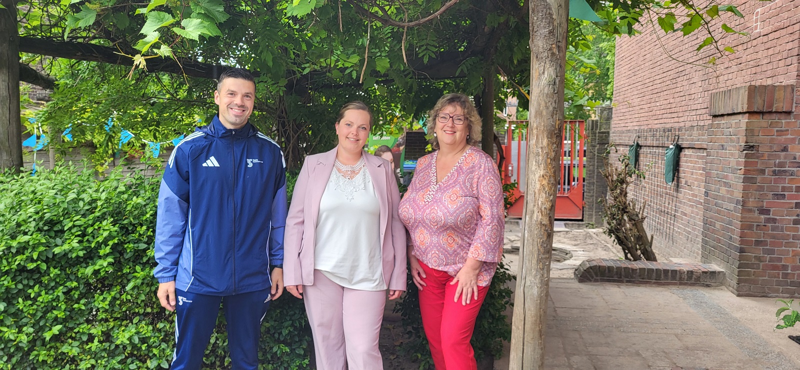 Peuters Mundo doen mee aan de wandelvierdaagse
