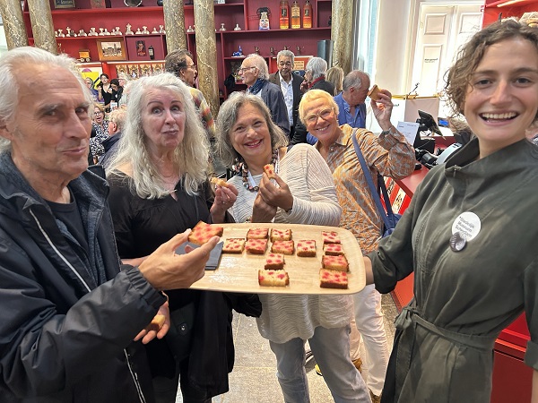 Ditmaal opnieuw mét stippen, maar zonder naakt