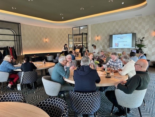 Jubilerende vrijwilligers van De OproepCentrale bedankt