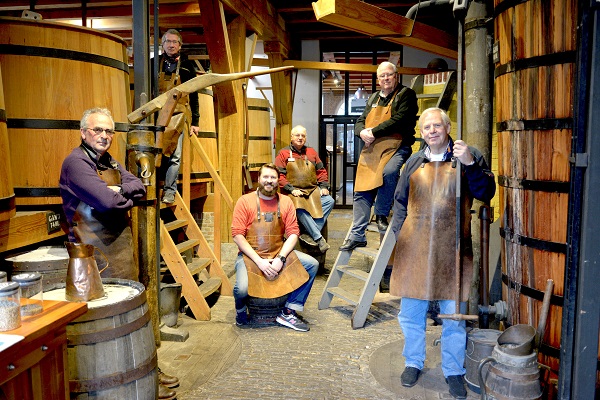 Online ontdekkingsreis langs 9 kleine distillateurs, maar wél echt proeven