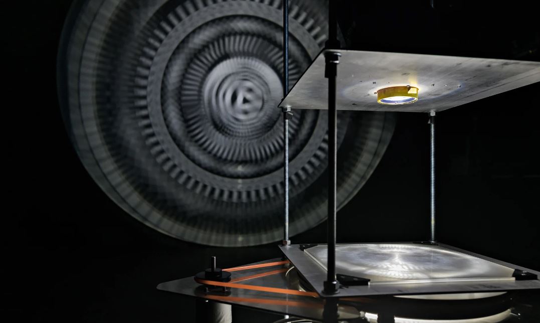  Ekstasis. Een universum van licht en geluid