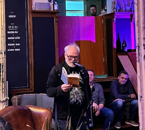 Bibliotheek is essentiële instelling en blijft donderdagavond tot 20.00 uur open