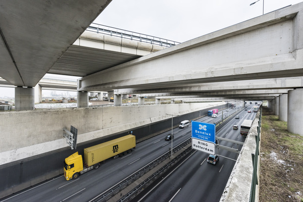 Rijkswaterstaat onderzoekt weggebruik in Zuid-Holland