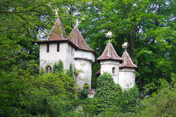 Culturele sector is als 'doornroosje' die zal ontwaken als het virus dood is en de prins haar wakker kust