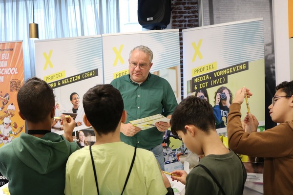 Kom naar de Rotterdamse Scholenmarkt in Schiedam