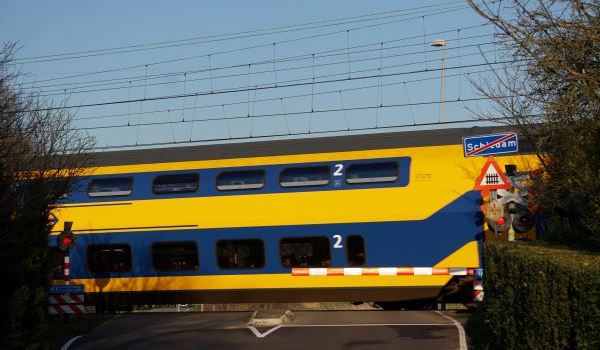 Wegens inzet brandweer geen treinen van Delft naar Schiedam