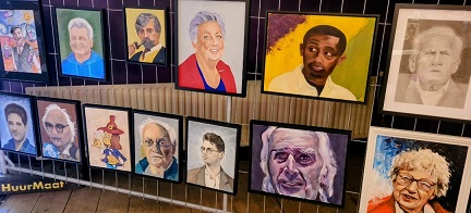 Kunstpakhuis in 'Lutherse Kerk' vol met bekende Schiedammers