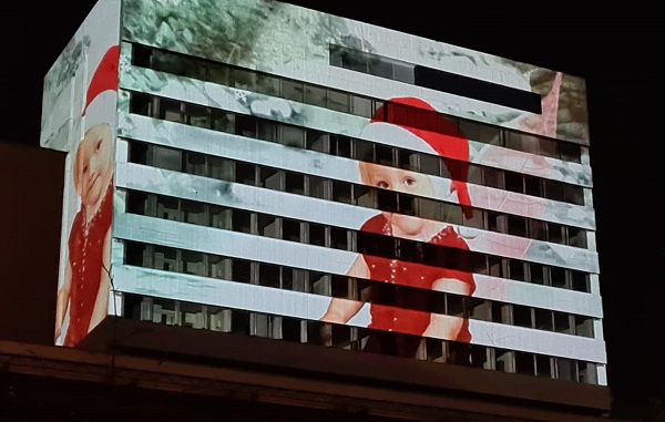 'Projector van 35.000 euro werd als zak meel hoog de molen in gehesen'