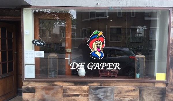 De Gaper, de vierde coffeeshop in Schiedam, is open 