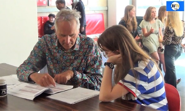 De cijferlijsten zijn uitgereikt aan de eindexamenkandidaten