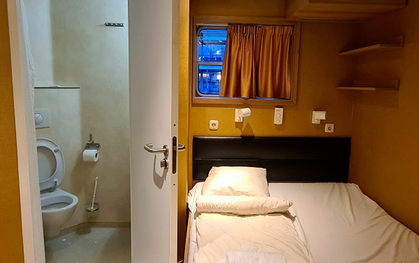 Vluchtelingen uit Oekraïne zullen worden opgevangen in extra schip in Buitenhaven