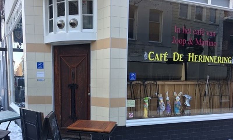 Vier café's waren zaterdag open, maar gingen op verzoek gemeente weer dicht