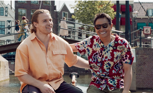 Via Twente en Vaticaan tot in SDAM opgenomen Salam Gembira