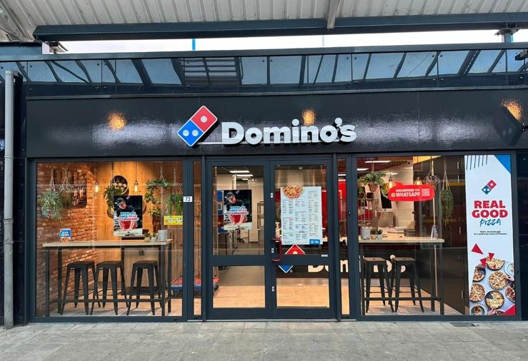 Winkel van Domino's in Schiedam Noord is open