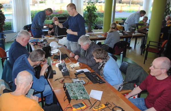 Repair Café in De Werf was zondag een succes