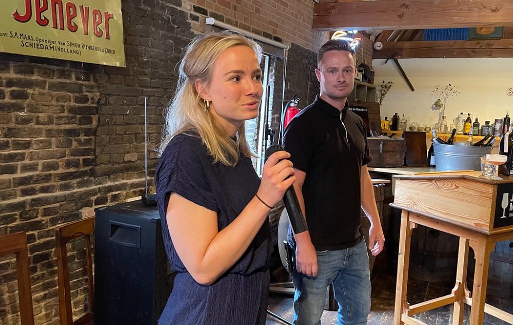 Roos Kramer met expositie 'Sterk Schiedam' in Jenevermuseum