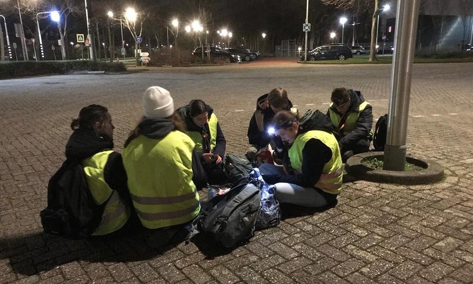 Scouts Schiedam maken nachtelijke hike in Monster