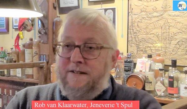 In 30 jaar van 12 naar 500 jenevers in Café Jeneverie 't Spul