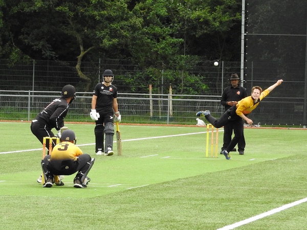 Excelsior'20 wijst in bloedstollend spannende partij HBS terecht